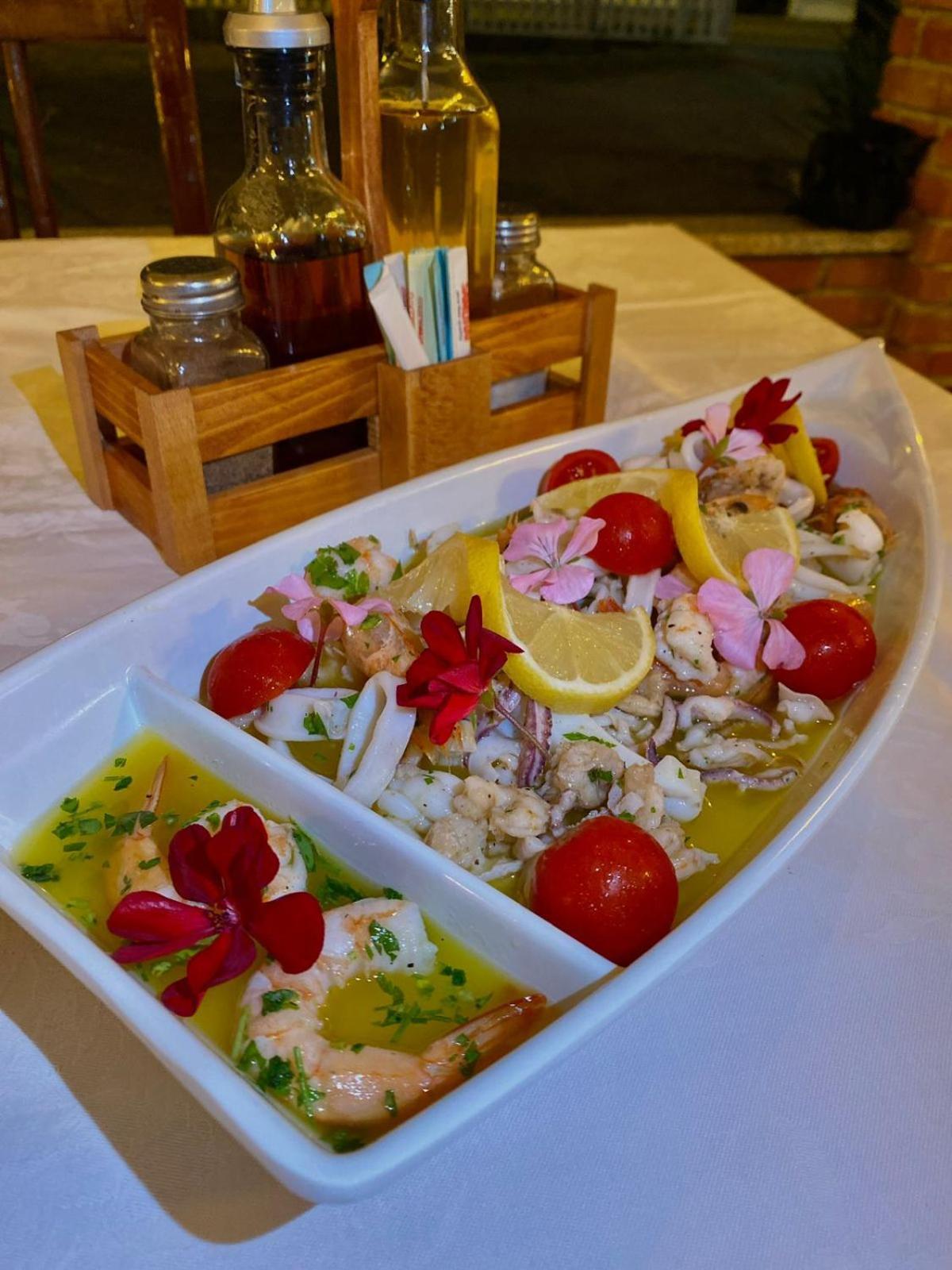 Sunrise Hotel Orikum Zewnętrze zdjęcie