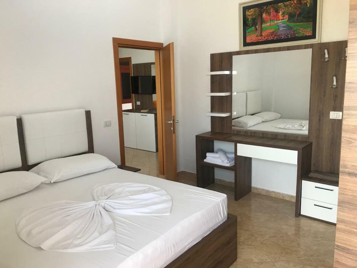 Sunrise Hotel Orikum Zewnętrze zdjęcie